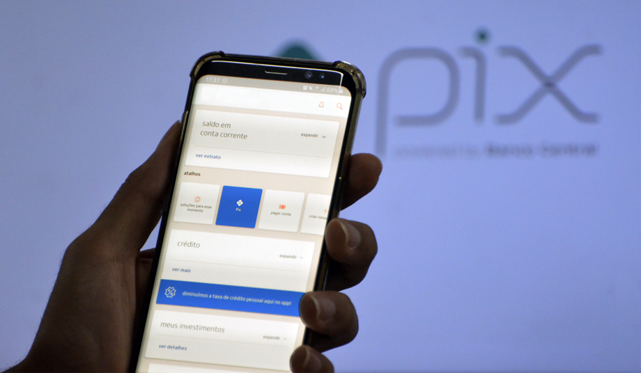 Autônomos devem tributar o PIX?